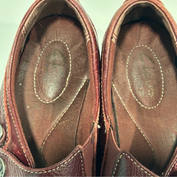 Clarks Ashland Loop Womens Size 7.5M Burgundy Textured Leather Loafers - Picture 6 of 12